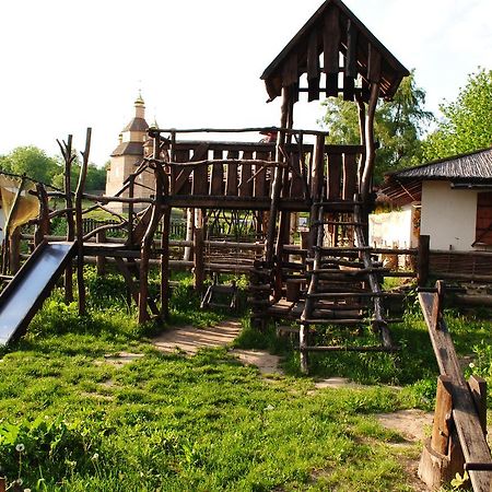 Dykyi Khutir Hotel Melniki  Ngoại thất bức ảnh