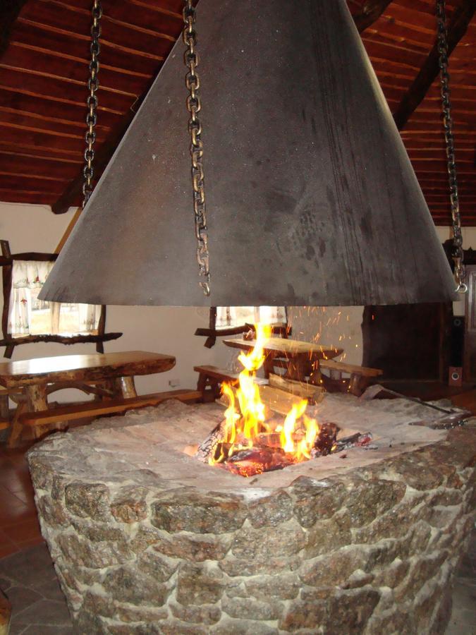 Dykyi Khutir Hotel Melniki  Ngoại thất bức ảnh