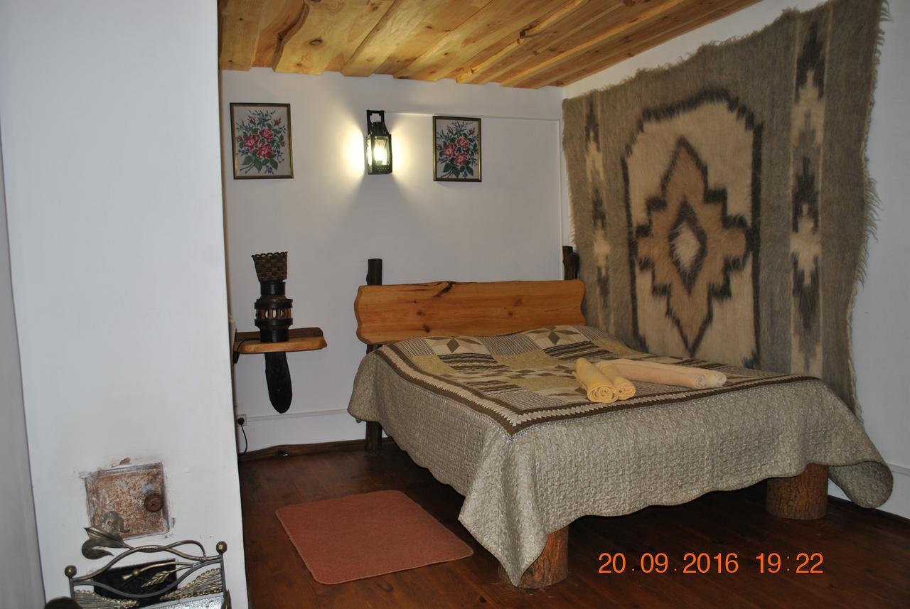 Dykyi Khutir Hotel Melniki  Ngoại thất bức ảnh